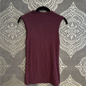 Sleeveless Purple Top Halogen XS mock neck